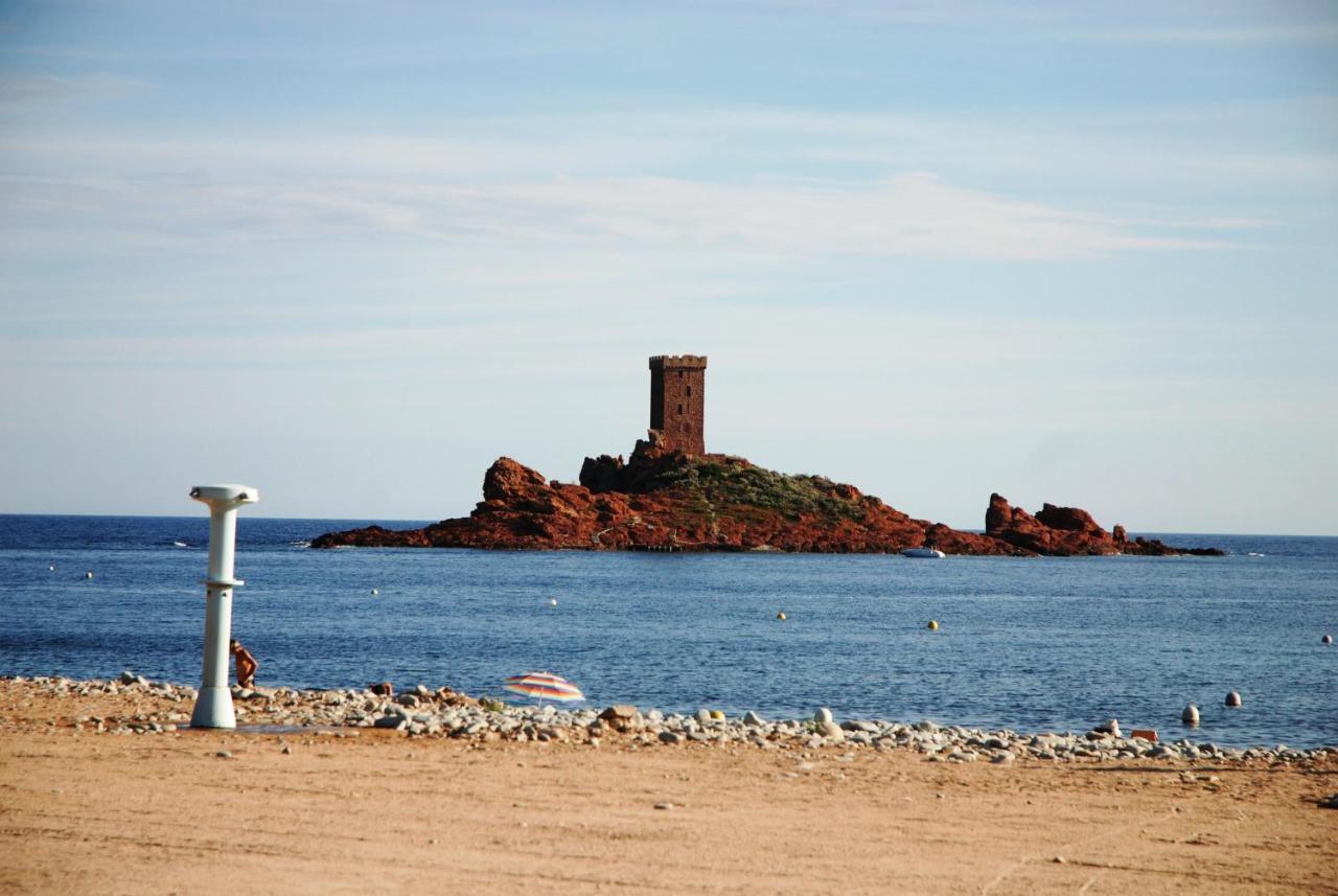 Agay Cap Esterel Le Hameau F2 Clim Plein Sud Dernier Etage Magnifique Vue Mer Saint-Raphaël Zewnętrze zdjęcie