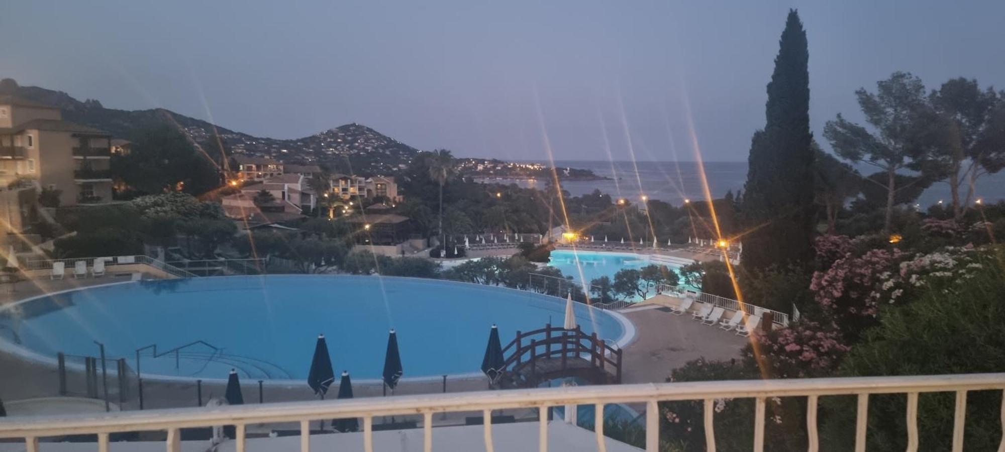 Agay Cap Esterel Le Hameau F2 Clim Plein Sud Dernier Etage Magnifique Vue Mer Saint-Raphaël Zewnętrze zdjęcie