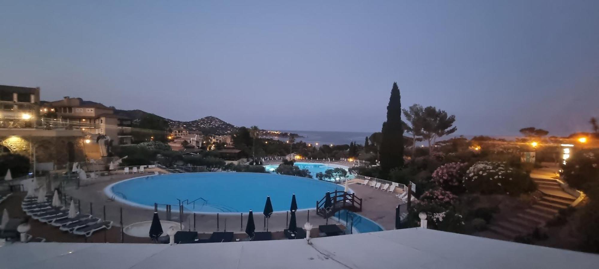 Agay Cap Esterel Le Hameau F2 Clim Plein Sud Dernier Etage Magnifique Vue Mer Saint-Raphaël Zewnętrze zdjęcie