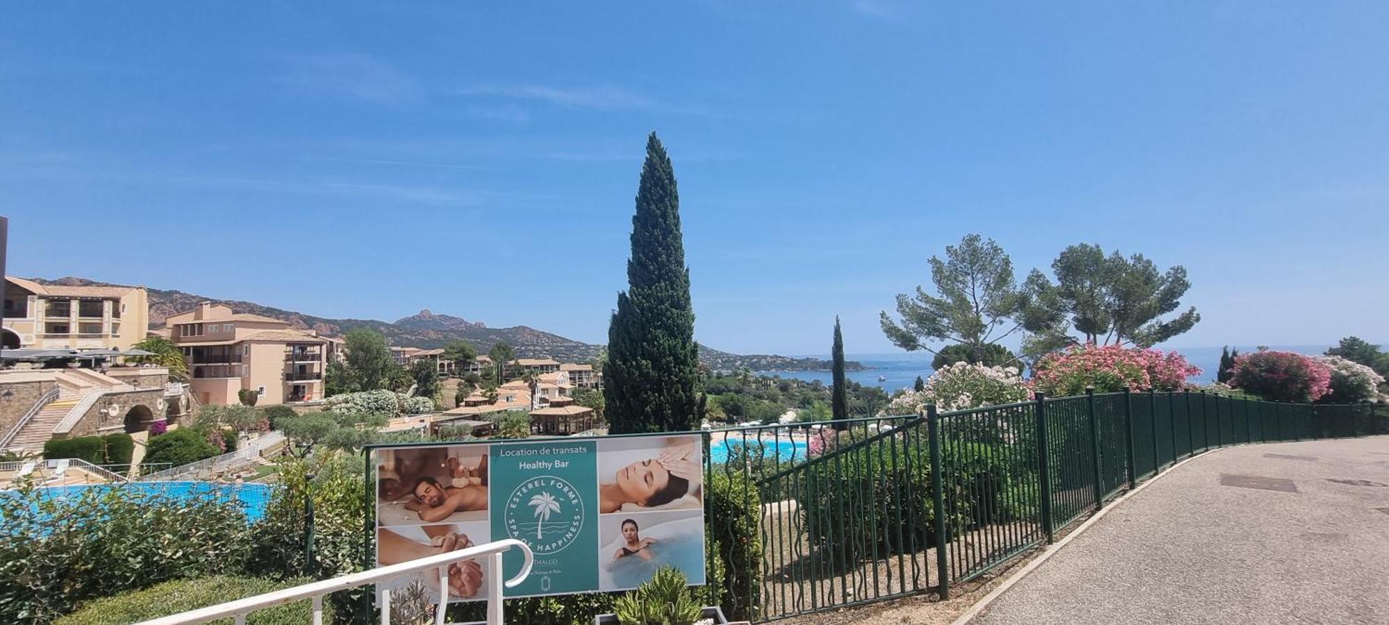 Agay Cap Esterel Le Hameau F2 Clim Plein Sud Dernier Etage Magnifique Vue Mer Saint-Raphaël Zewnętrze zdjęcie