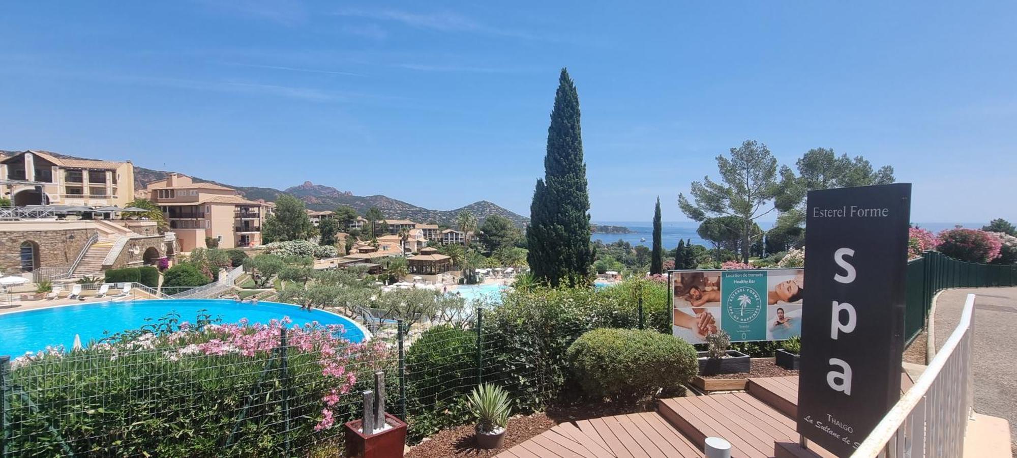 Agay Cap Esterel Le Hameau F2 Clim Plein Sud Dernier Etage Magnifique Vue Mer Saint-Raphaël Zewnętrze zdjęcie