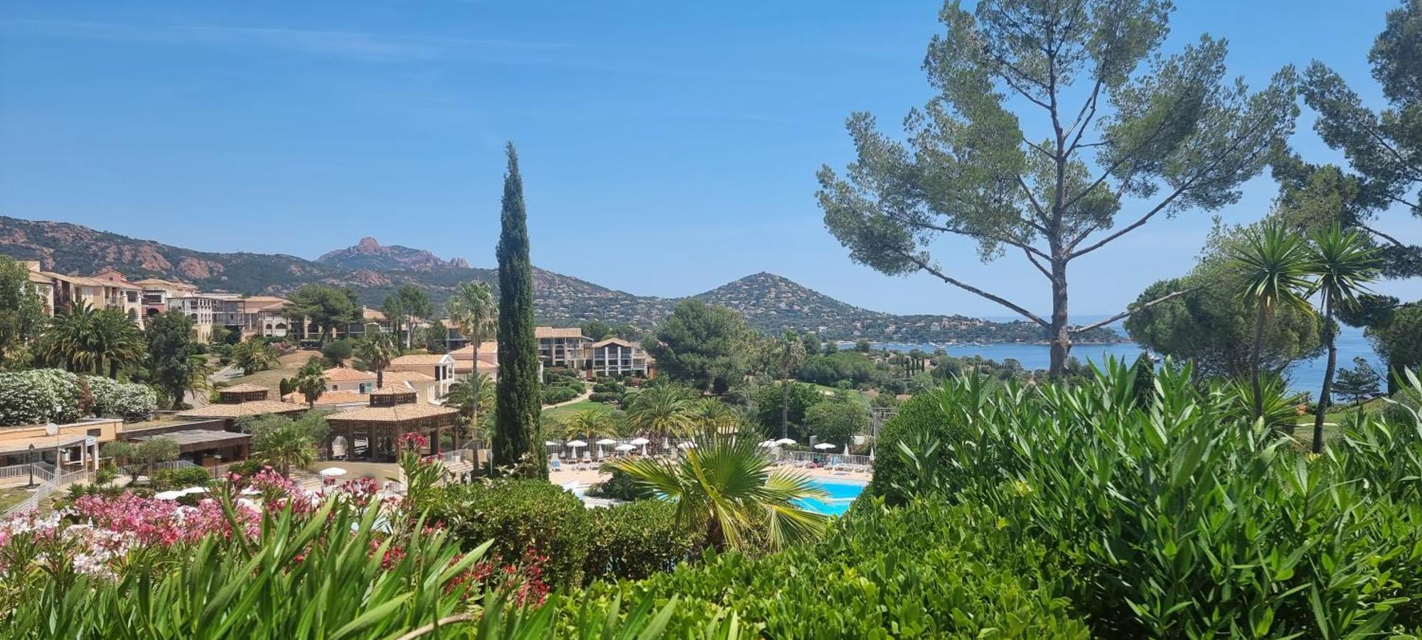 Agay Cap Esterel Le Hameau F2 Clim Plein Sud Dernier Etage Magnifique Vue Mer Saint-Raphaël Zewnętrze zdjęcie